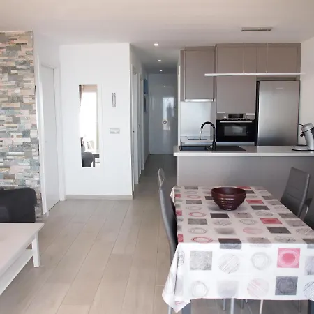 Miramar M24a * Roses