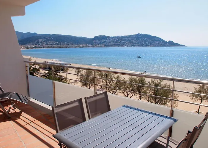 Miramar M24a * Roses