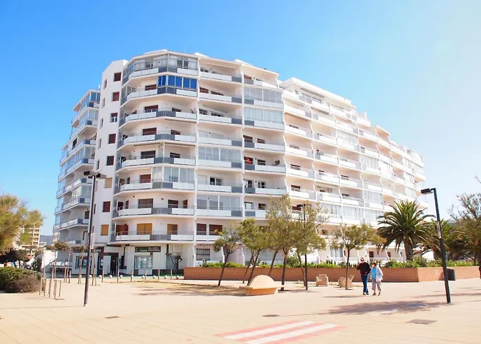 Miramar M24a * Roses